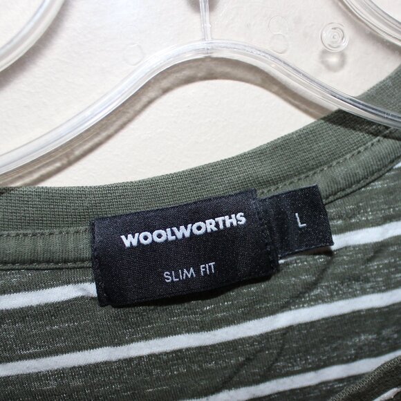❤️FREE WITH ANY BUY❤️cute comfy Woolworths t-shirt top olive green white stripes - Picture 3 of 4